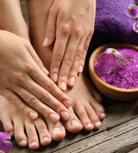 Cura delle mani e piedi